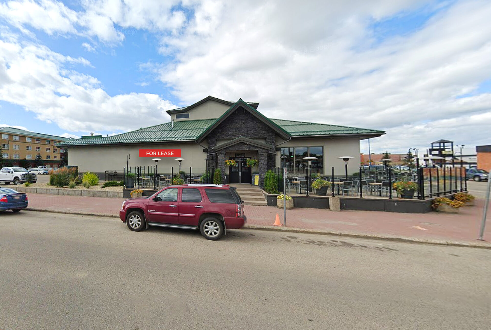 9898 99 Street, Grande Prairie, AB, Canada