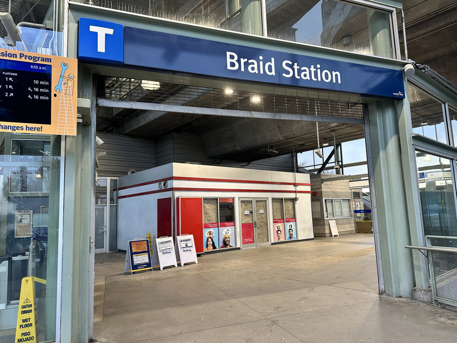 retail for lease at Braid Station