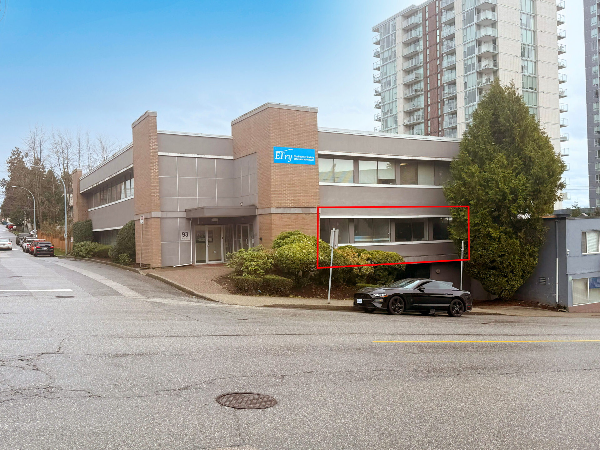 102-93 6th St - exterior