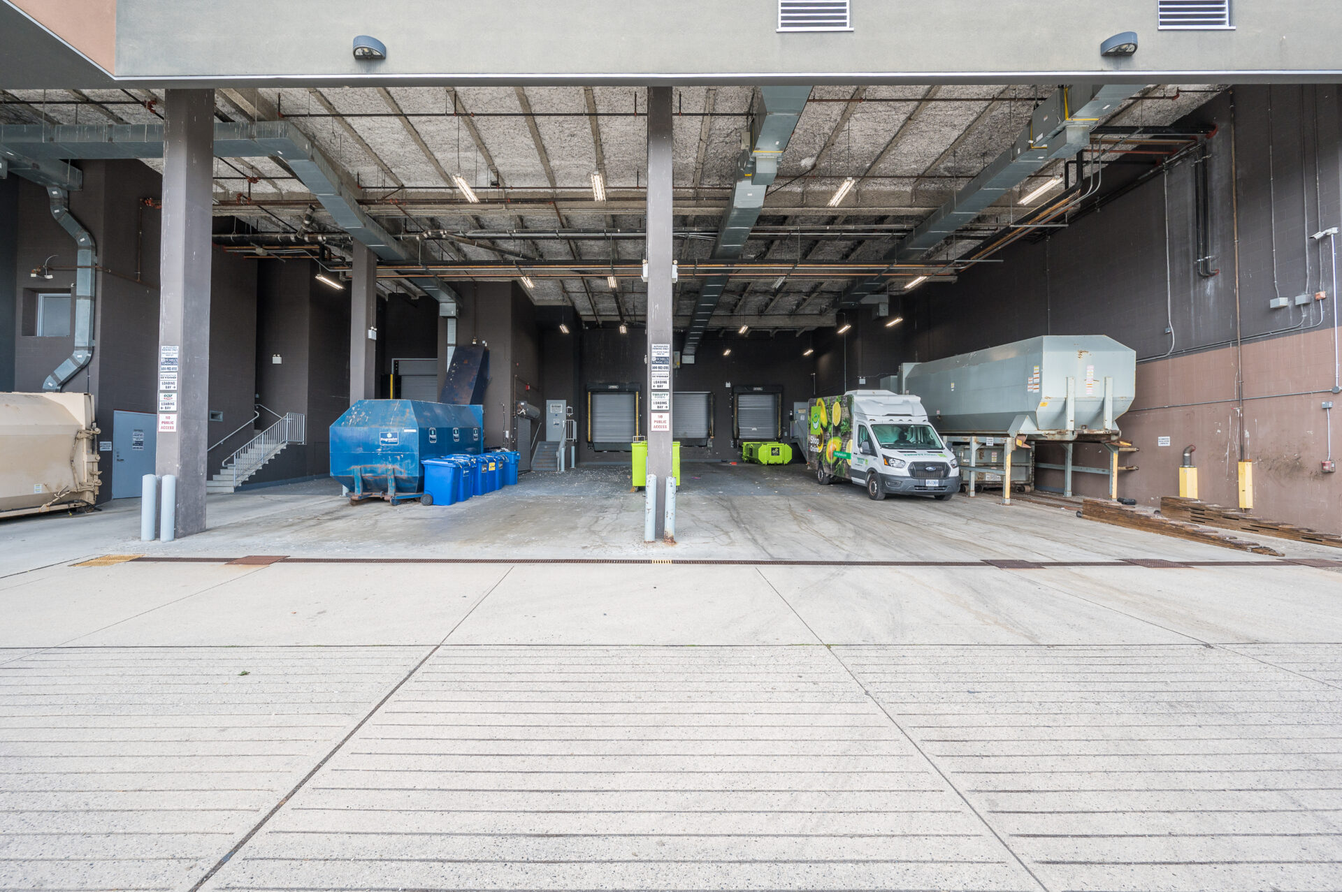 845 Marine Drive - Commercial Loading