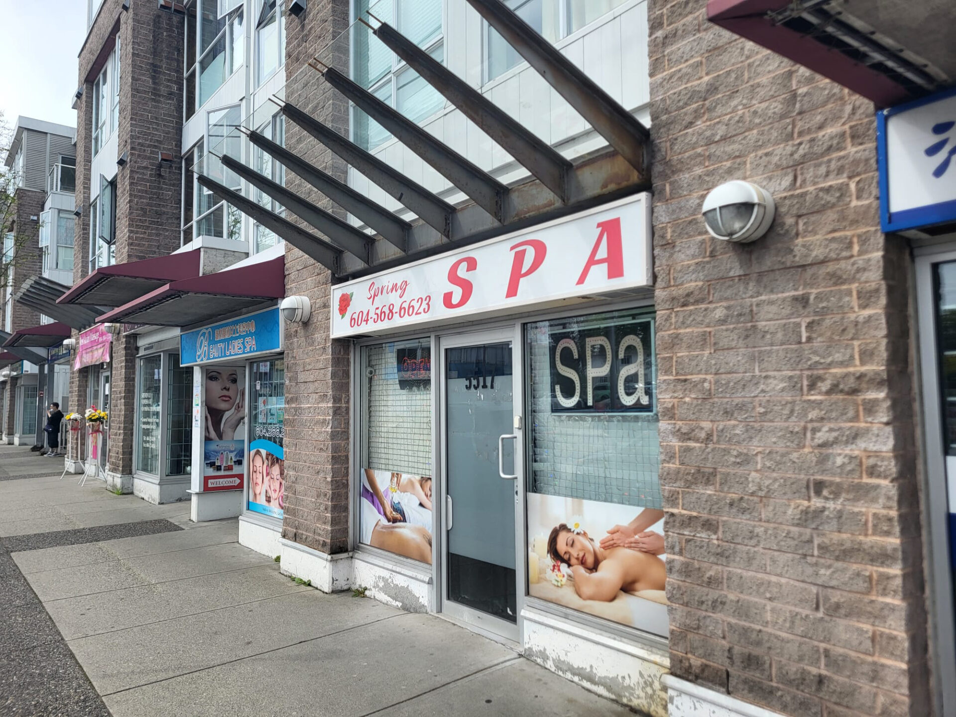 5517 Victoria Drive - Storefront